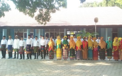 Civitas Akademik Sekolah Menengah Pertama Perintis 2 | Bandar Lampung Melaksanakan Upacara Peringatan Hari Sumpah Pemuda